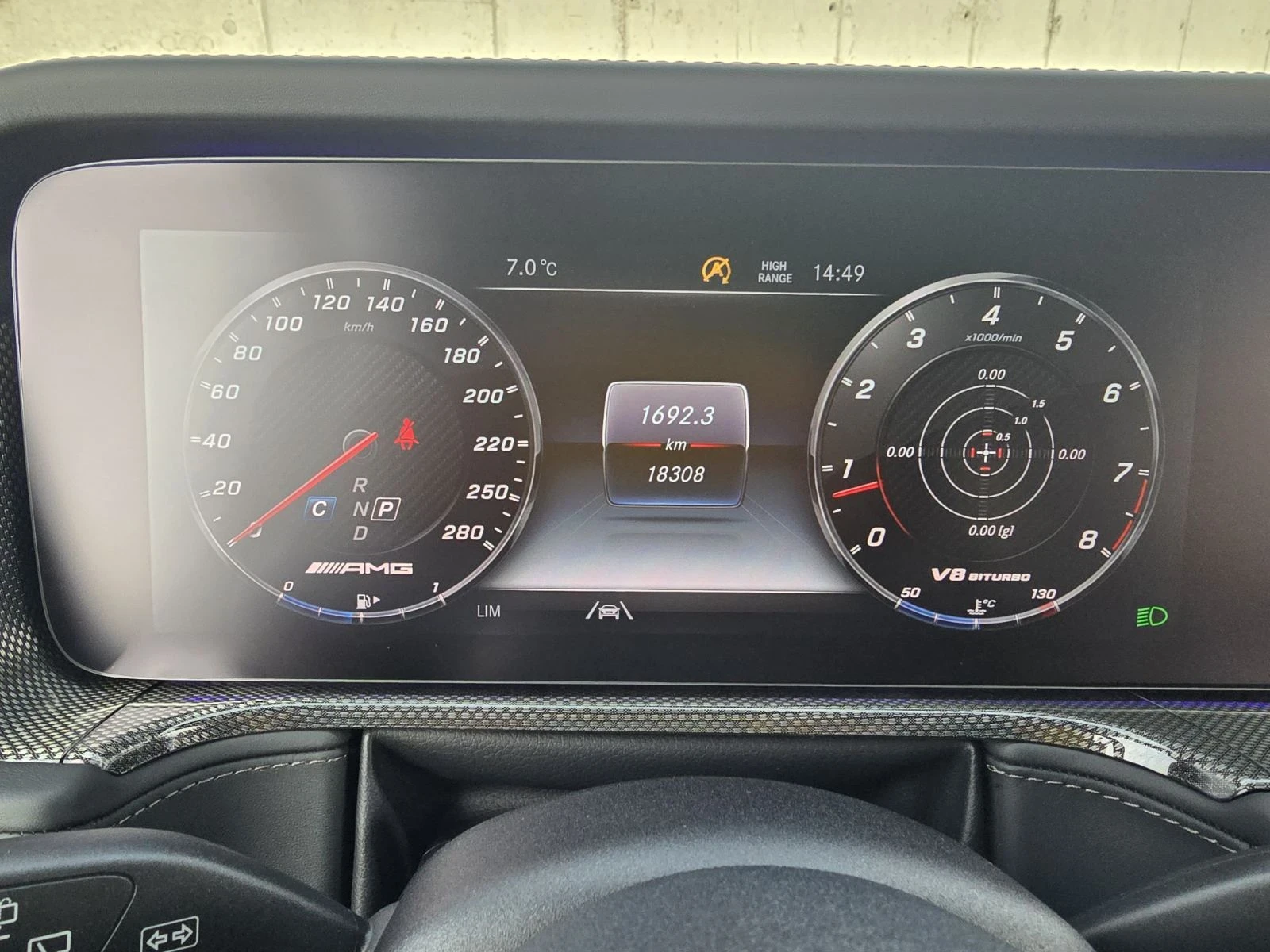 Mercedes-Benz G 63 AMG  - изображение 6