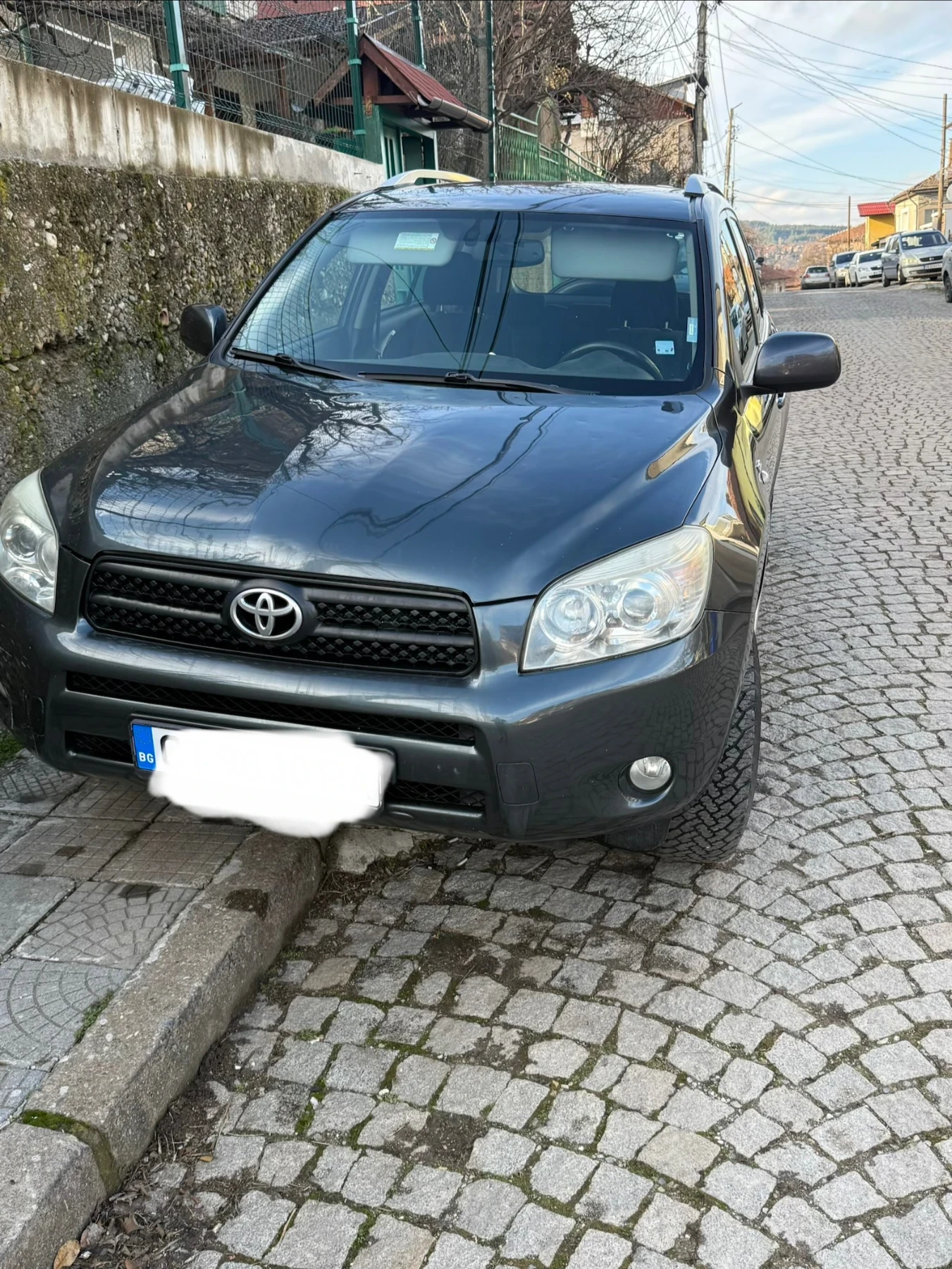 Toyota Rav4 2.2 D4D - изображение 2