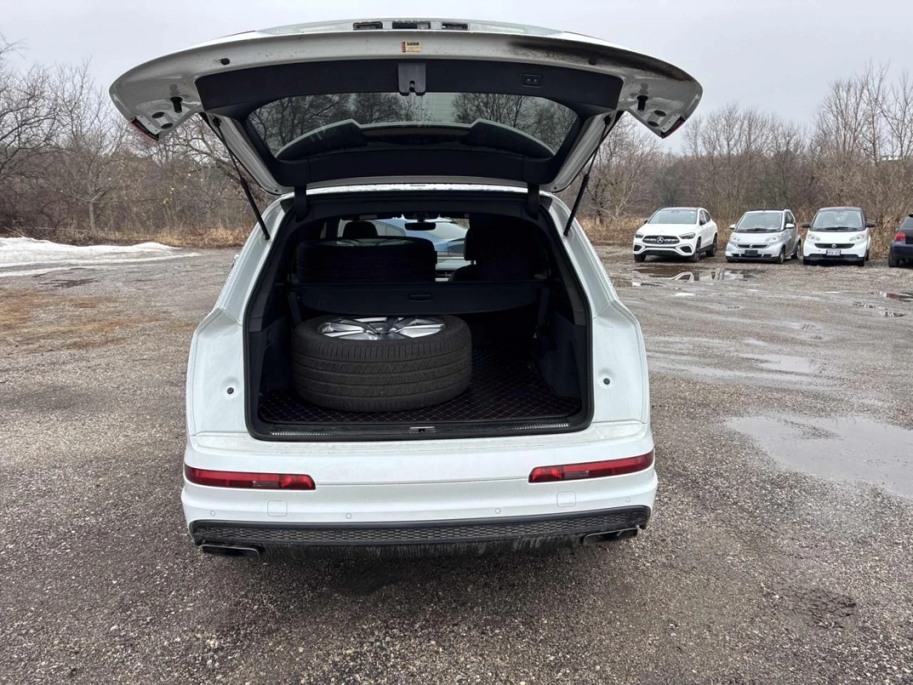 Audi Q7 Technik* S-line* Подгрев* Обдух* Пано* 360Камера, снимка 13 - Автомобили и джипове - 54054915