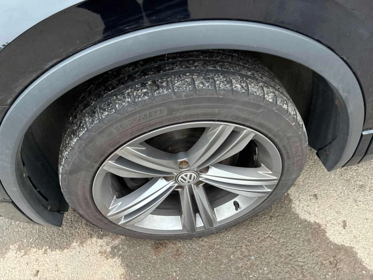 VW Tiguan  Highline /CAMERA/FENDER/КЛИП НА МОТОРА , снимка 7 - Автомобили и джипове - 54562684