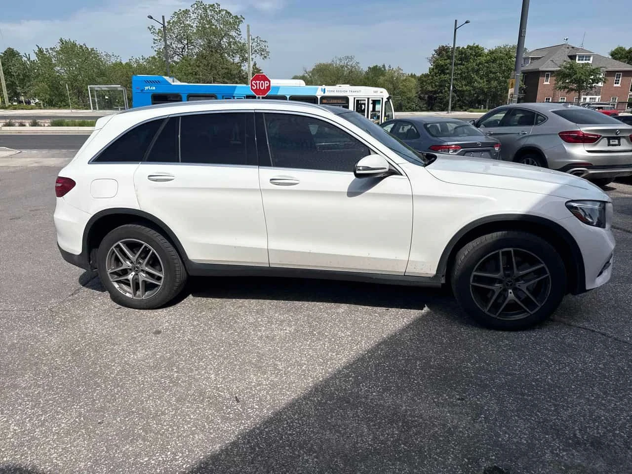 Mercedes-Benz GLC 300 | ПОДГРЕВ | ПАНОРАМА | CARFAX | АВТОКРЕДИТ | , снимка 3 - Автомобили и джипове - 54784357
