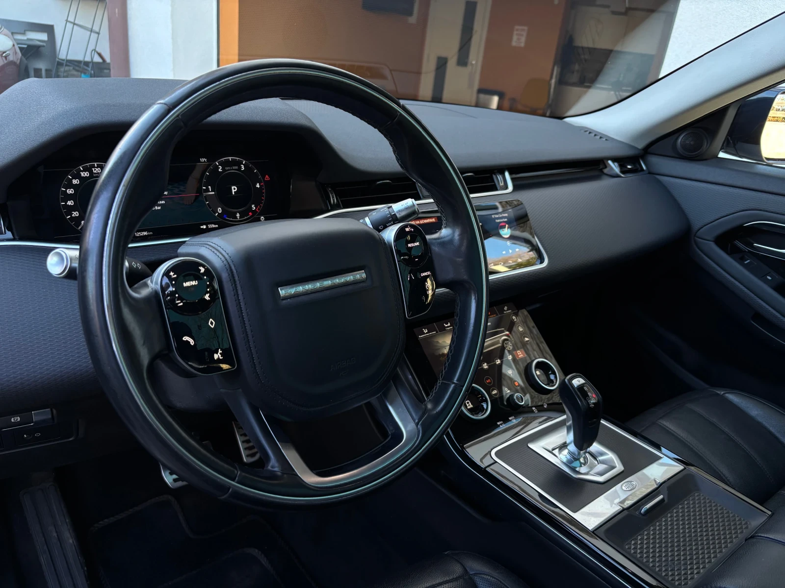 Land Rover Range Rover Evoque, снимка 8 - Автомобили и джипове - 55224297