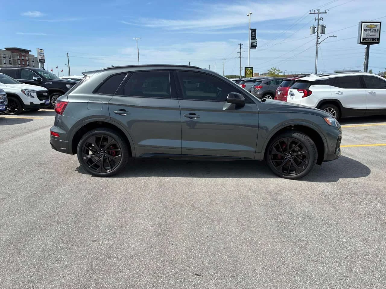 Audi SQ5 Technik | CARFAX | АВТОКРЕДИТ БЕЗ ПЪРВОНАЧАЛНА , снимка 4 - Автомобили и джипове - 55468008