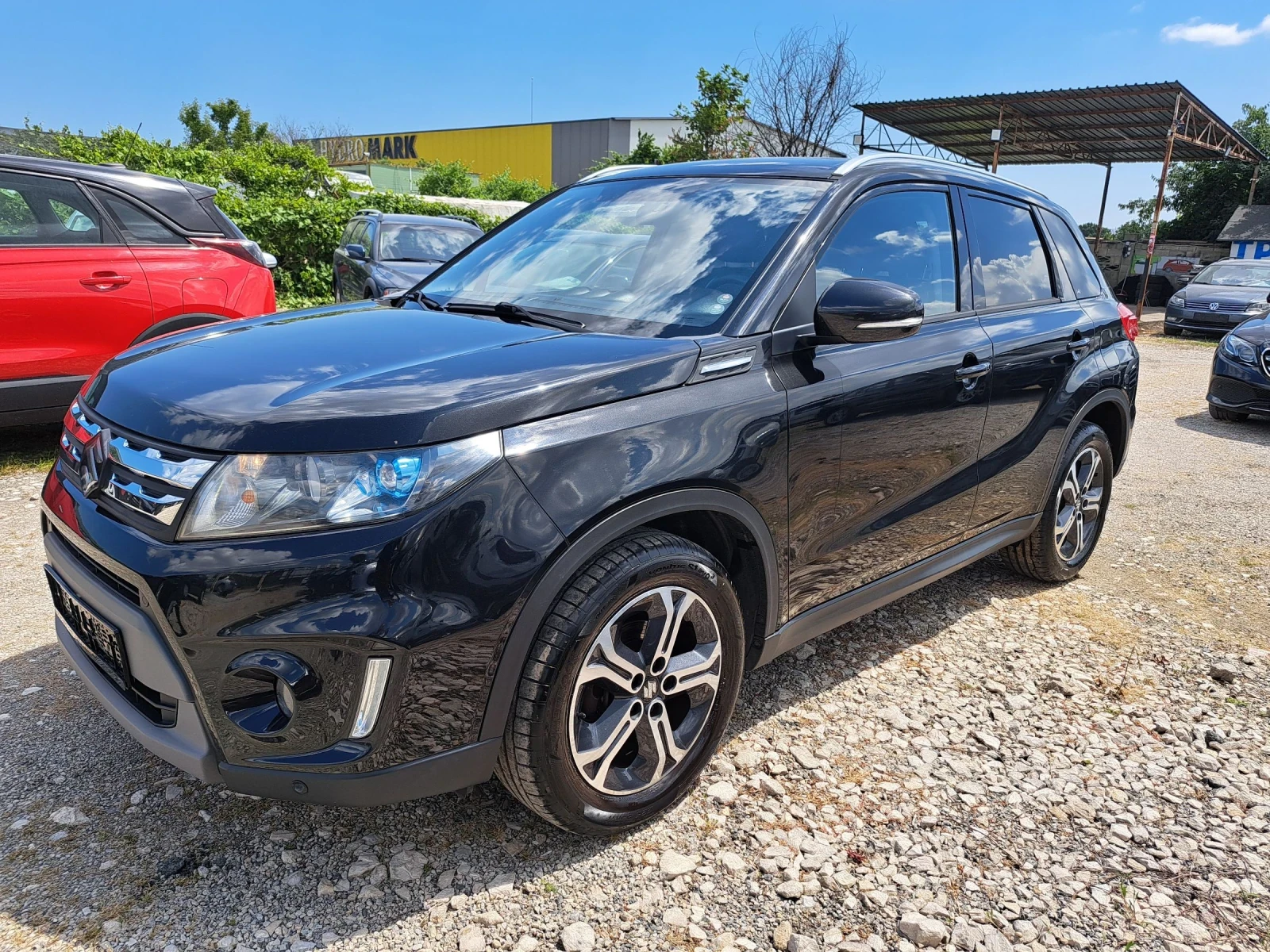 Suzuki Vitara 1.6 4х4 автомат , снимка 2 - Автомобили и джипове - 55565297