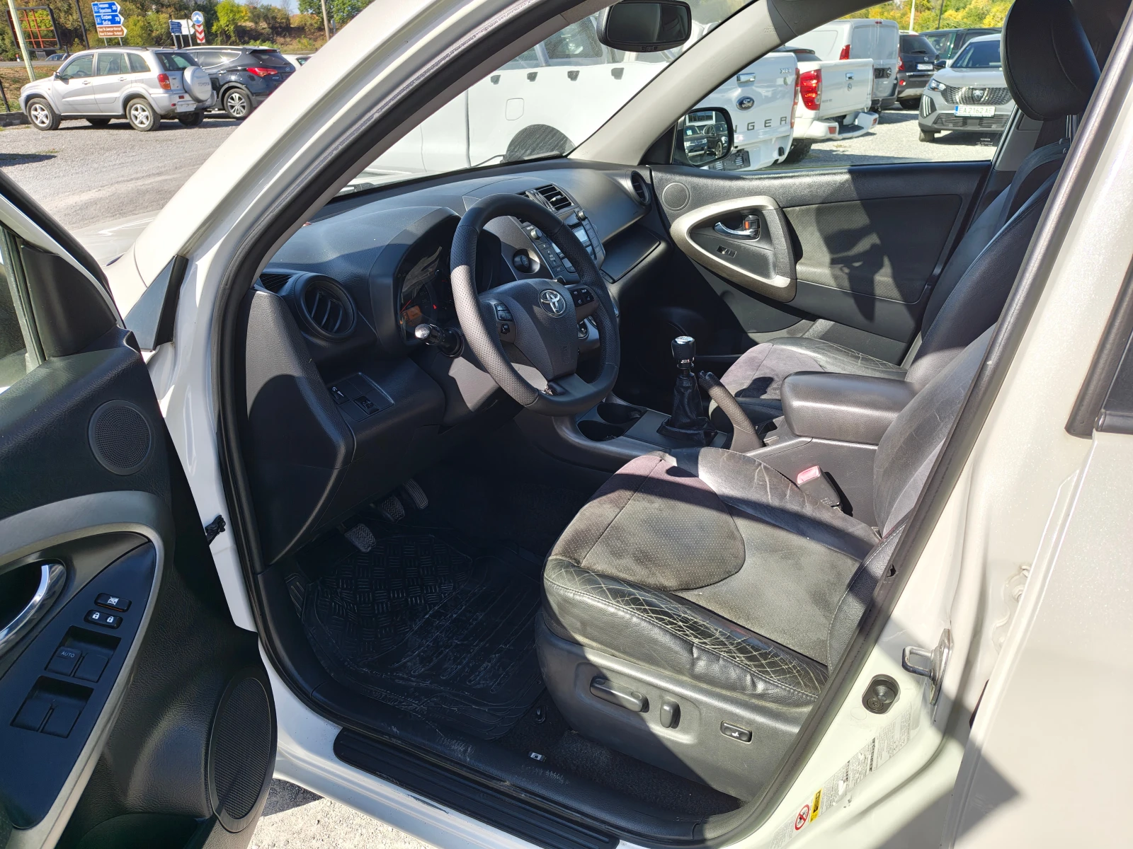 Toyota Rav4 2.2 D-cat | Mobile.bg � ����������� 13