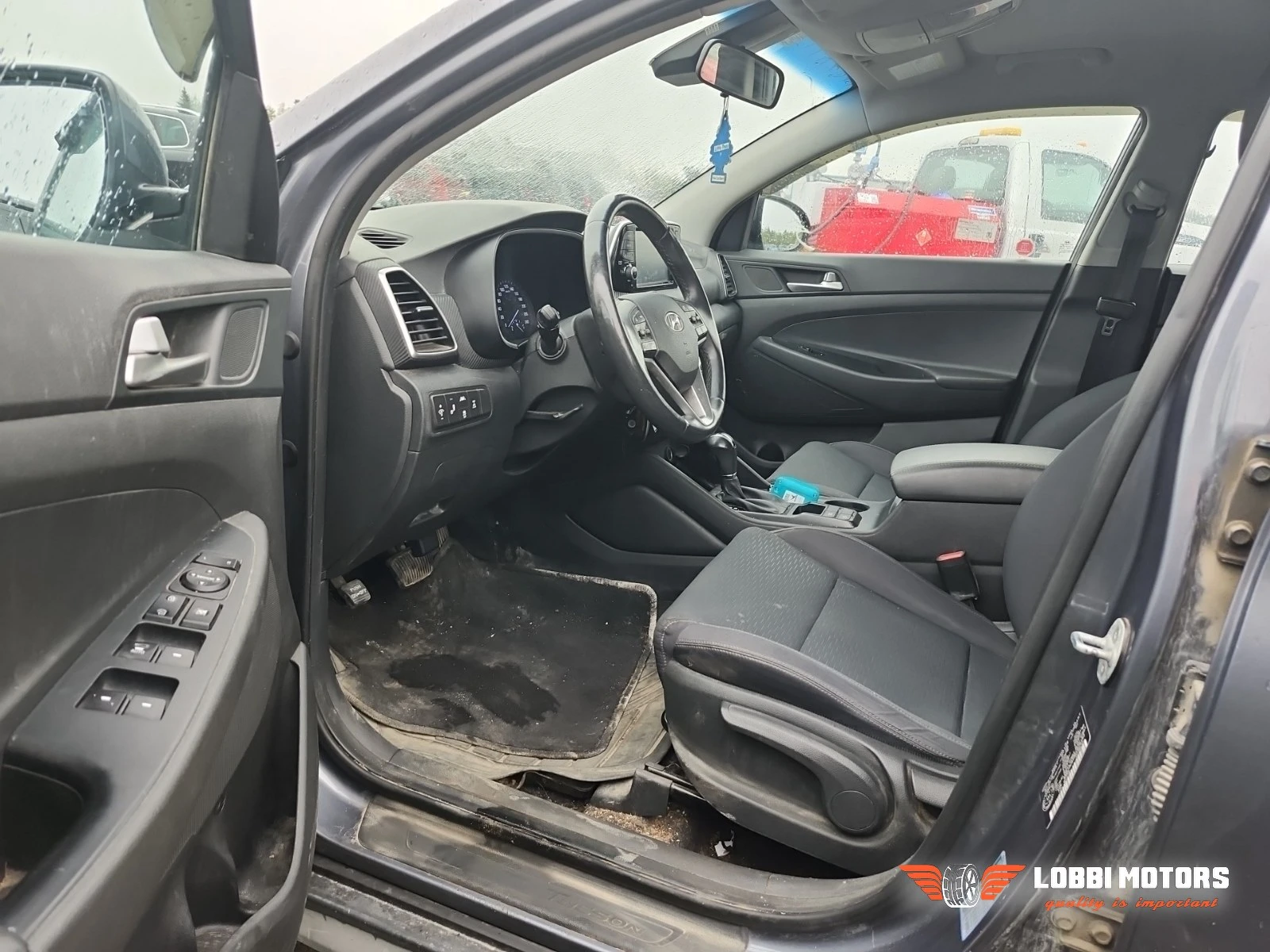 Hyundai Tucson, снимка 3 - Автомобили и джипове - 56431330
