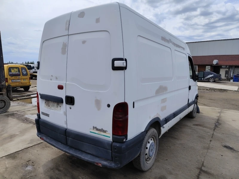 Renault Master 2.2dci, снимка 4 - Бусове и автобуси - 45872982