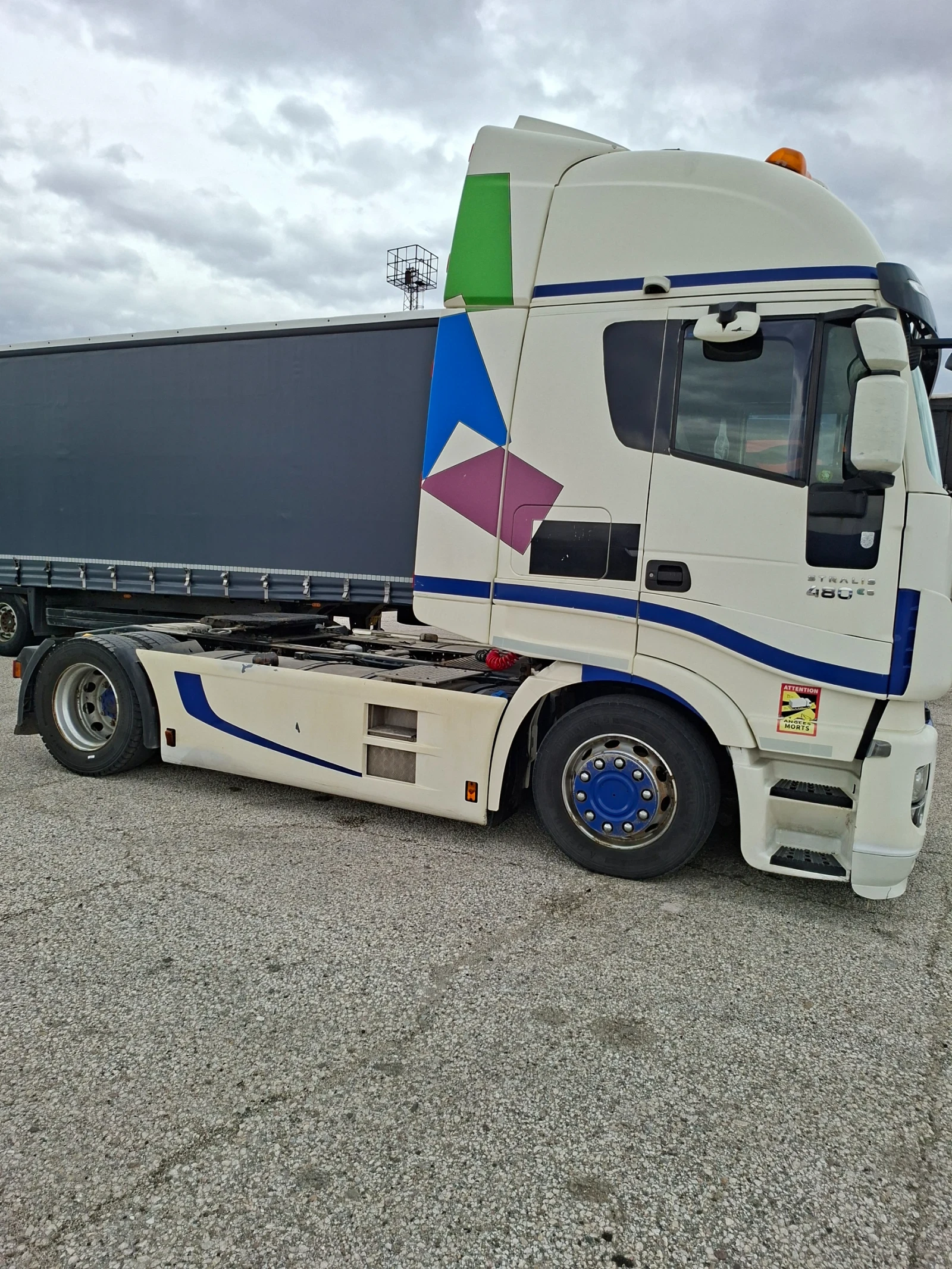 Iveco Stralis STRALIS MEGA, снимка 3 - Камиони - 56149325
