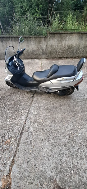 Suzuki Burgman 400