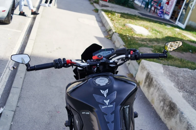 Yamaha Mt-09  Готов за нов собственик., снимка 4 - Мотоциклети и мототехника - 51752622