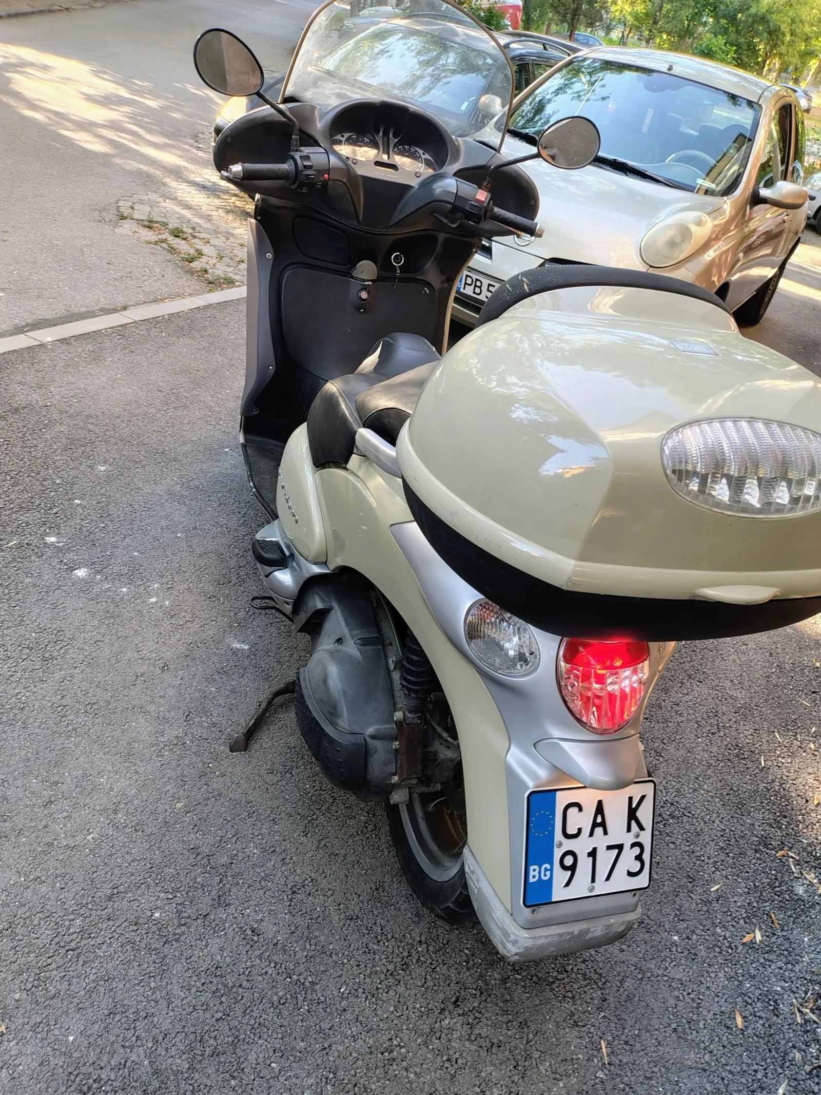 Aprilia Scarabeo 500 - изображение 6