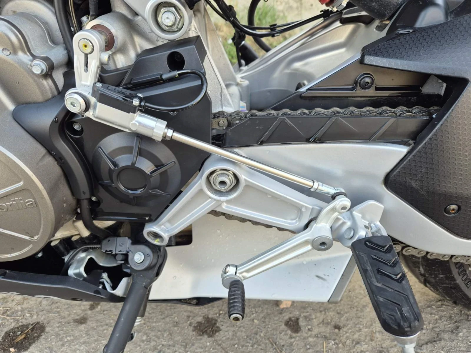 Aprilia Tuono, снимка 7 - Мотоциклети и мототехника - 54082169