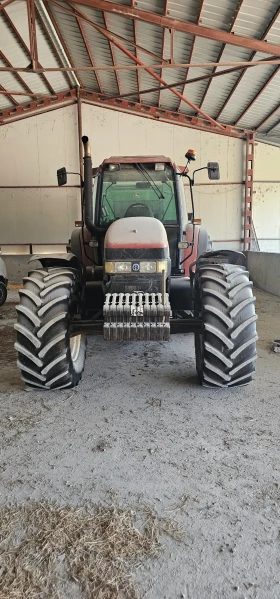 Трактор New Holland, снимка 1