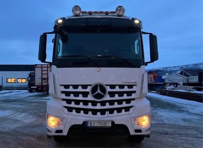 Бетон миксер Mercedes Arocs 8x4, БУРЕ 10 куб.метра, снимка 8 - Индустриална техника - 46891590