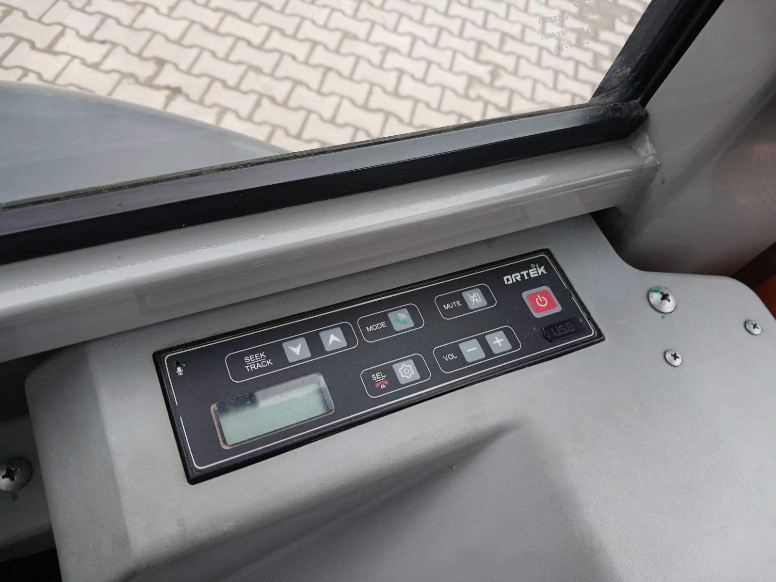 ����� ZOOMLION ZE26GU 2700 ��., 2024 �. | Mobile.bg � ����������� 13