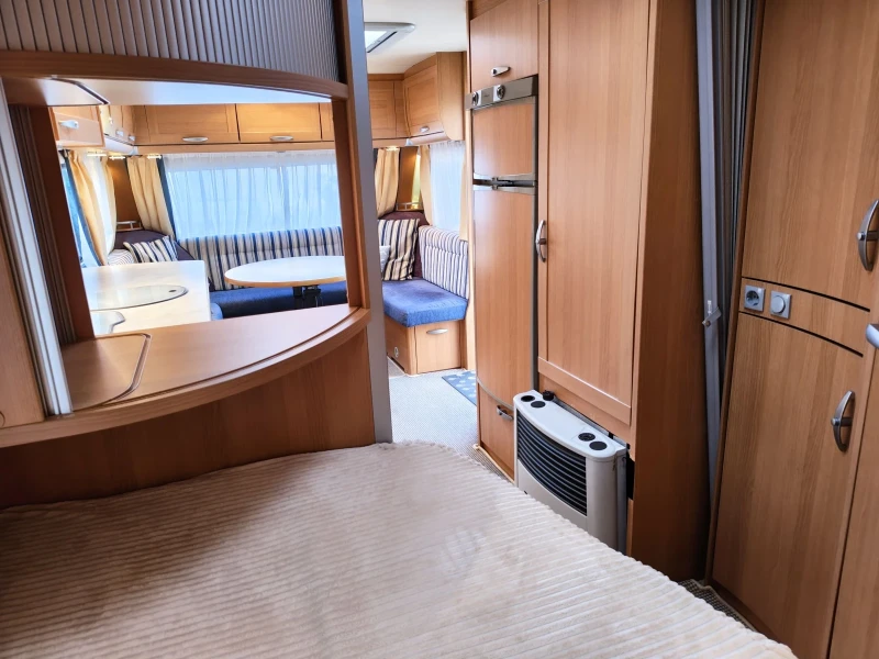 Каравана Knaus Nordic Plus 580//ФОРСЕЛТ// MOTOR MOVER// WC// , снимка 14 - Каравани и кемпери - 51848470