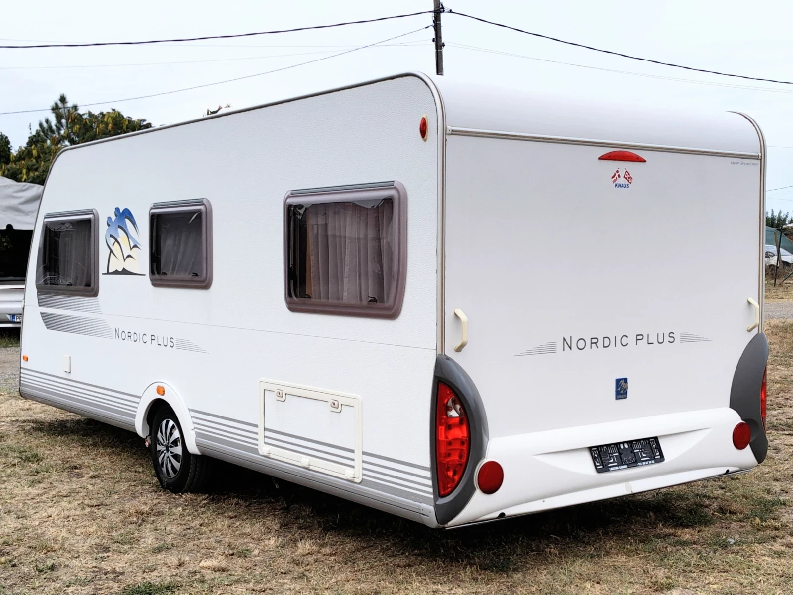 Каравана Knaus Nordic Plus 580//ФОРСЕЛТ// MOTOR MOVER// WC//  - изображение 3