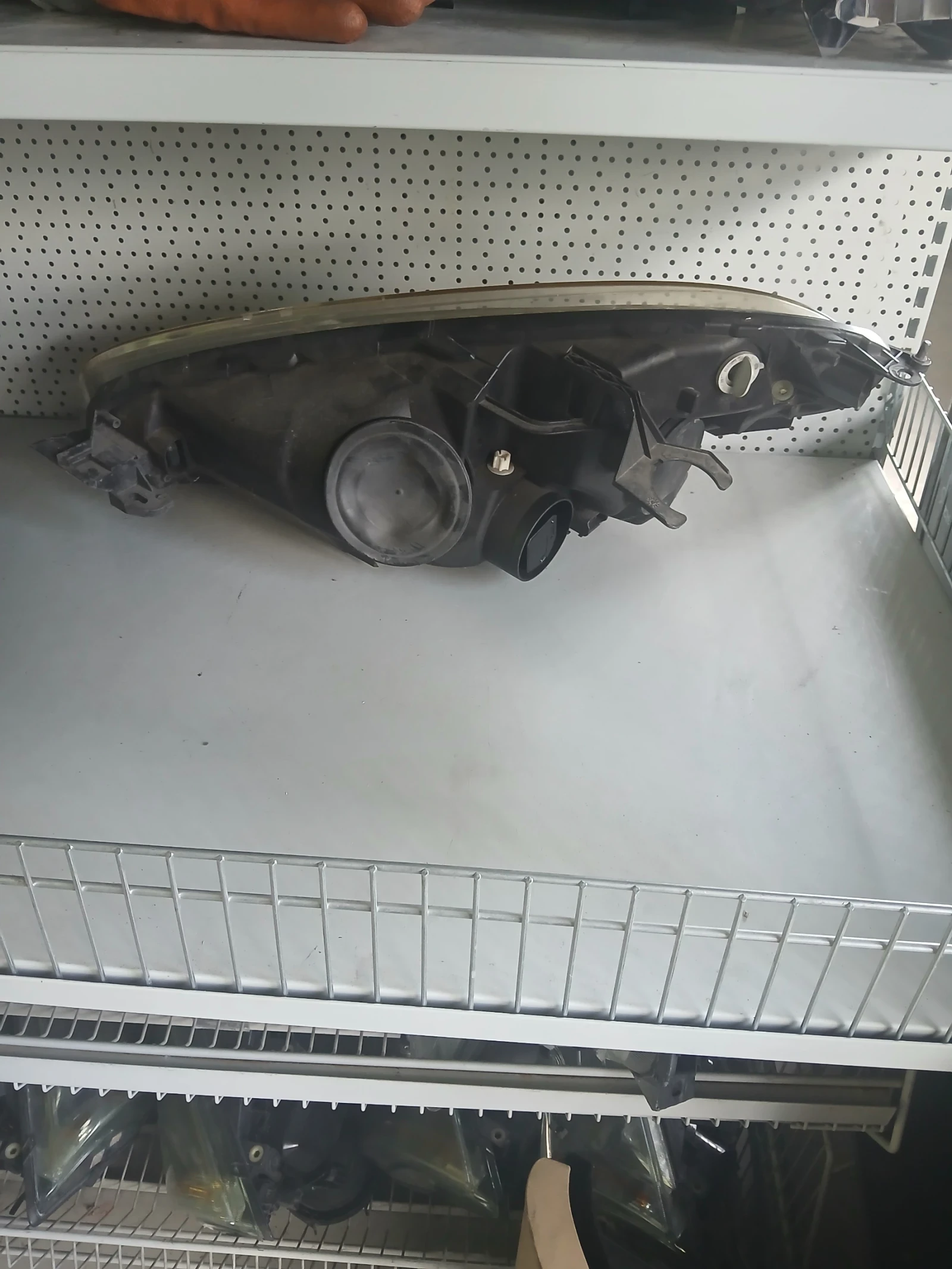 Фар десен Citroen C4 Picaso , снимка 2 - Части - 55392679