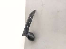 Водач,държач ляв предна броня бмв 320д е 90