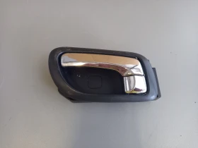 Дръжка врата предна лява вътрешна Киа Карнивал 08г.