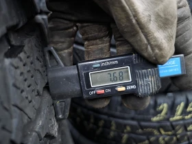 Гуми Зимни 225/75R16, снимка 5