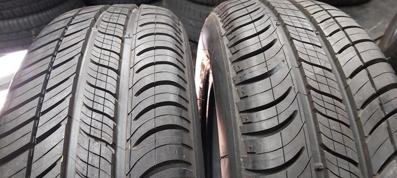 Гуми Зимни 185/65R15, снимка 1 - Гуми и джанти - 32572759