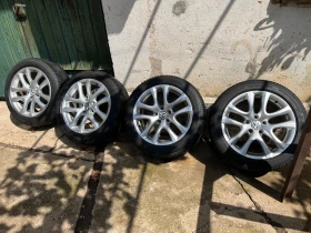        235/45R17  VW CC