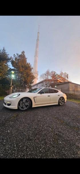 Porsche Panamera  4S, снимка 1