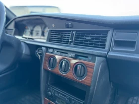 Mercedes-Benz 190 Климатик * Италия* , снимка 17