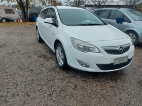 Opel Astra 2012, нов внос Италия, снимка 6