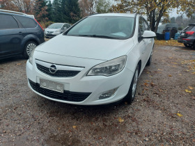 Opel Astra 2012, нов внос Италия, снимка 1 - Автомобили и джипове - 38918796