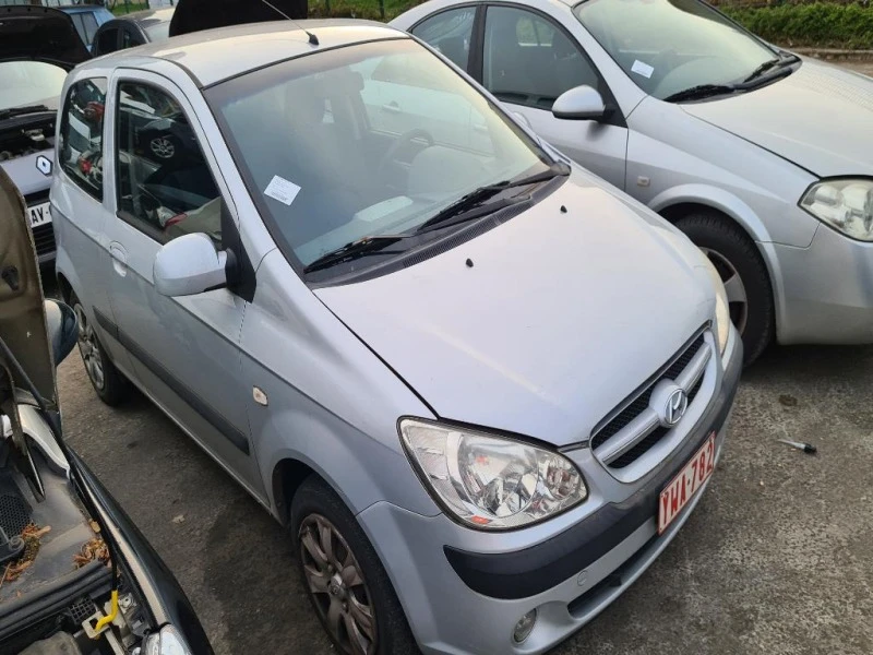 Hyundai Getz 1.1 i, снимка 2 - Автомобили и джипове - 39168590