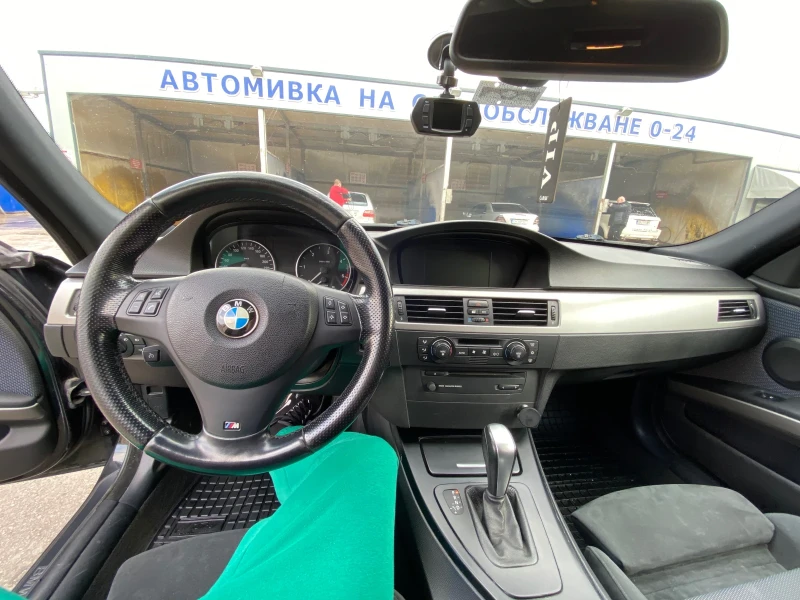 BMW 320, снимка 6 - Автомобили и джипове - 47606310