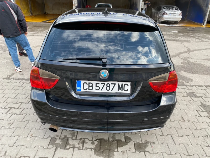 BMW 320, снимка 4 - Автомобили и джипове - 47606310