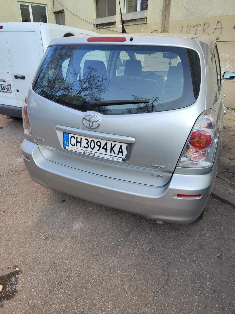 Toyota Corolla verso, снимка 2 - Автомобили и джипове - 49047443