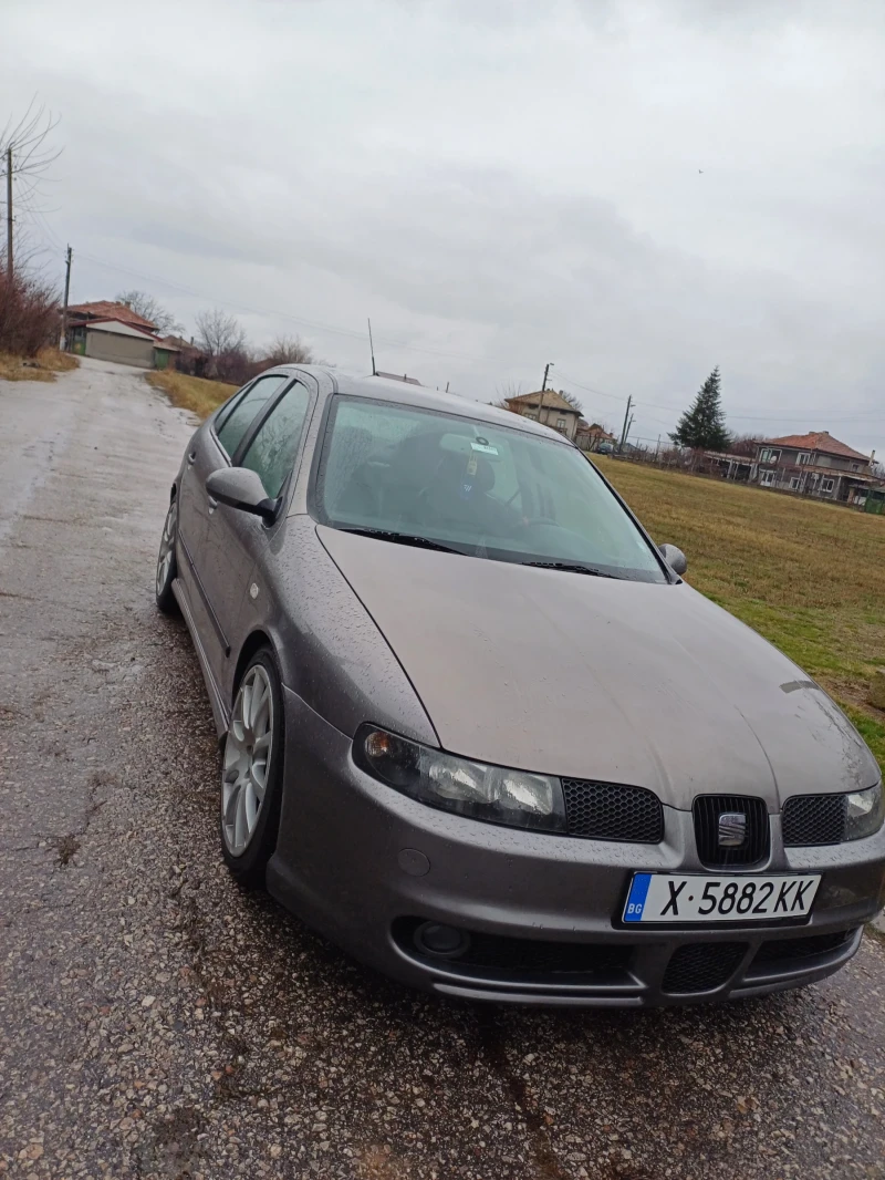 Seat Leon 1.8t, снимка 4 - Автомобили и джипове - 49591162