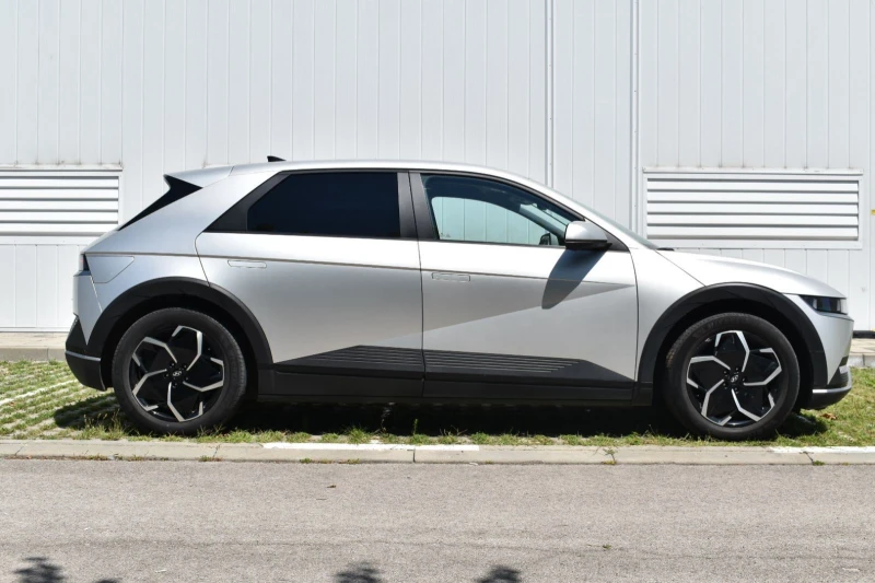 Hyundai Ioniq 5 2023!!!ГАРАНЦИЯ!!!, снимка 4 - Автомобили и джипове - 51361734