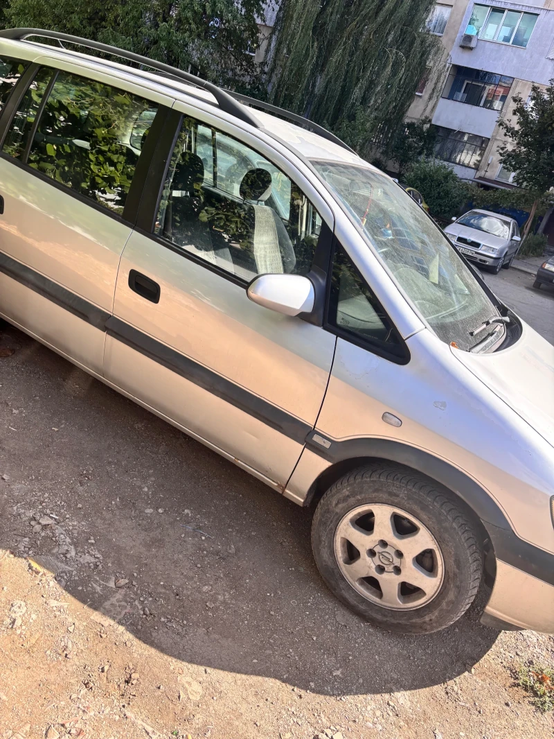 Opel Zafira, снимка 2 - Автомобили и джипове - 52272680