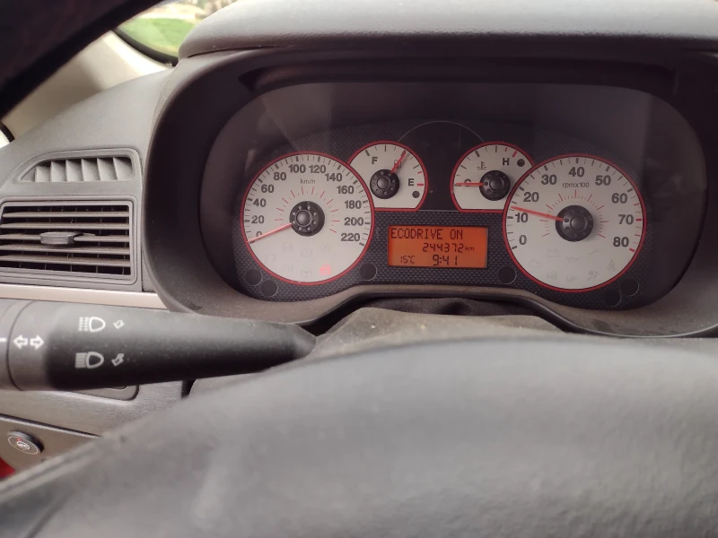 Fiat Punto, снимка 3 - Автомобили и джипове - 51887177