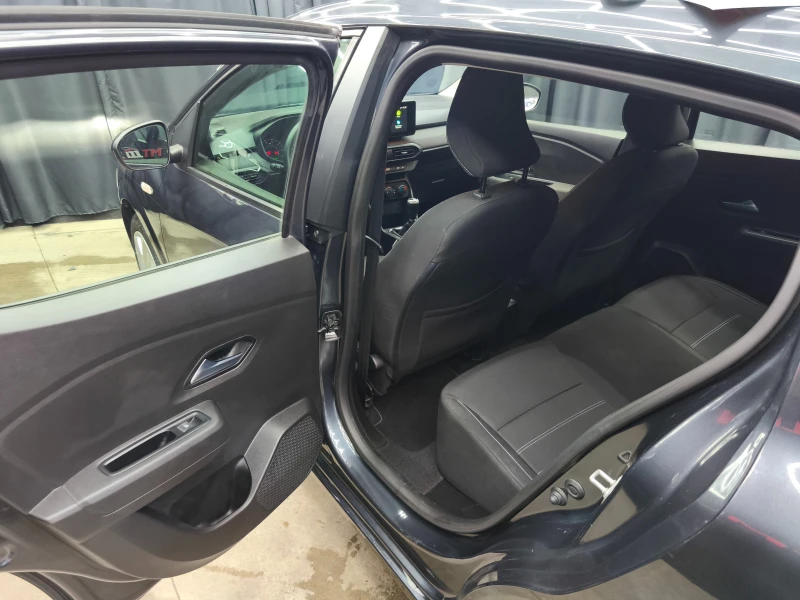 Dacia Sandero 1.0i GAS 6c.k * NAVI * CAMERA* , снимка 9 - Автомобили и джипове - 52037149