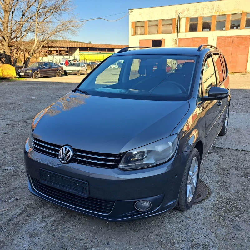 VW Touran 16 TDI DSG NAVI, снимка 3 - Автомобили и джипове - 52817816