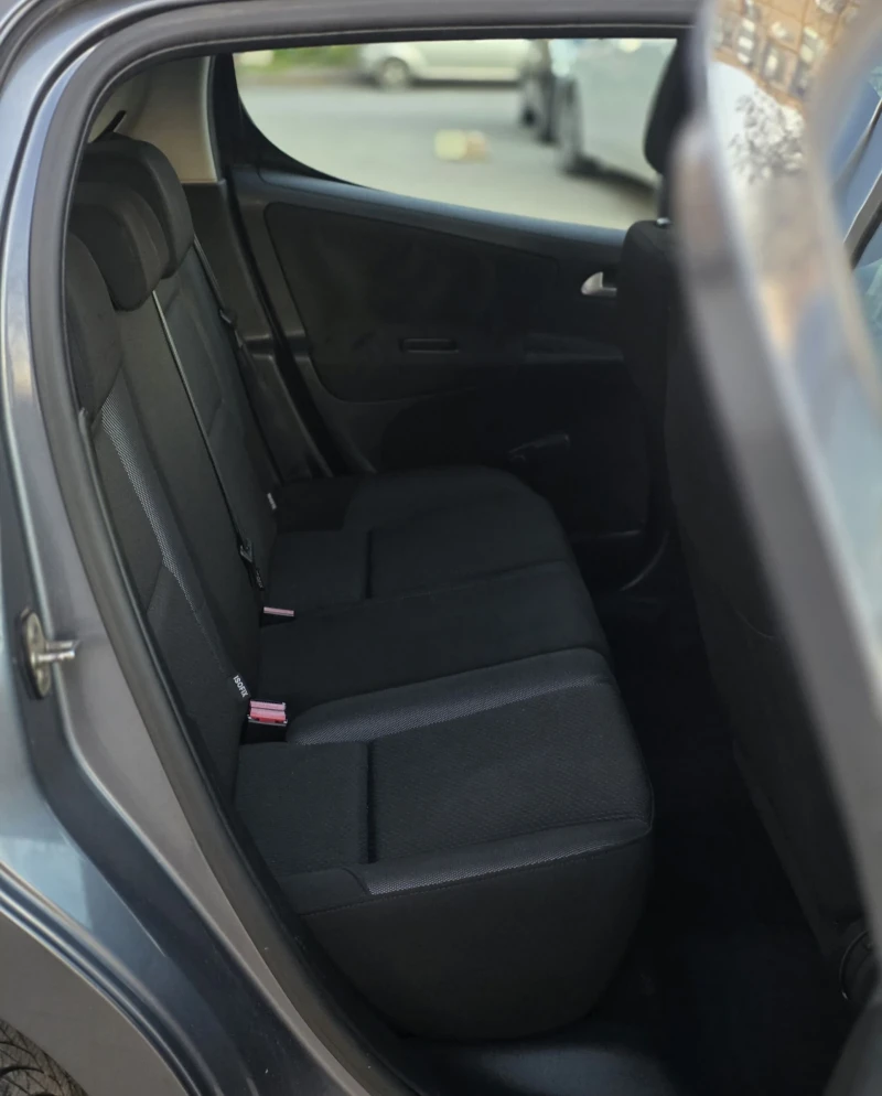 Peugeot 207 /EDITION* 1.4i/, снимка 8 - Автомобили и джипове - 53120647