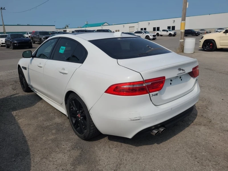 Jaguar XE * R SPORT * CARFAX * ЦЕНА ДО БГ, снимка 4 - Автомобили и джипове - 53332555