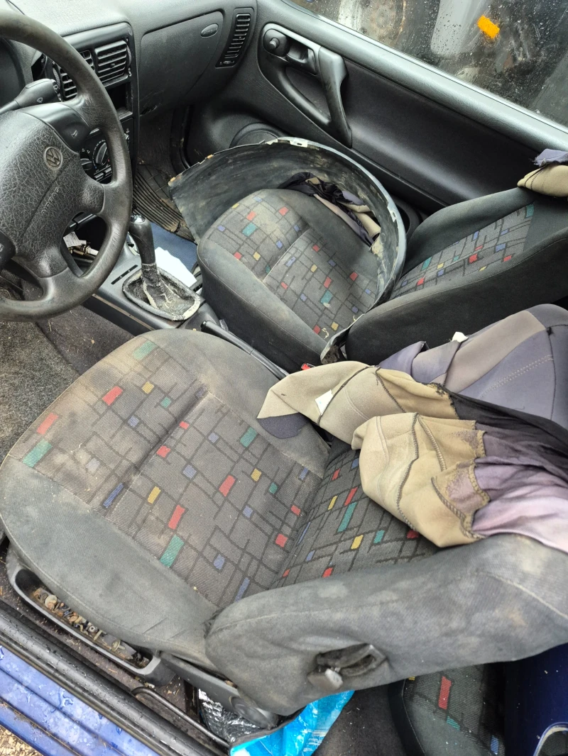 VW Polo 1.0i, снимка 10 - Автомобили и джипове - 53484989