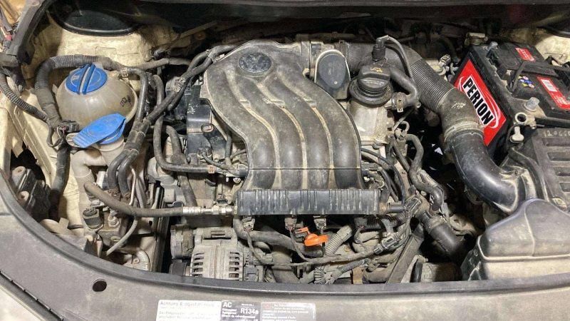 VW Touran 2, 0 i BSX - 11 лв. - 19762047 5