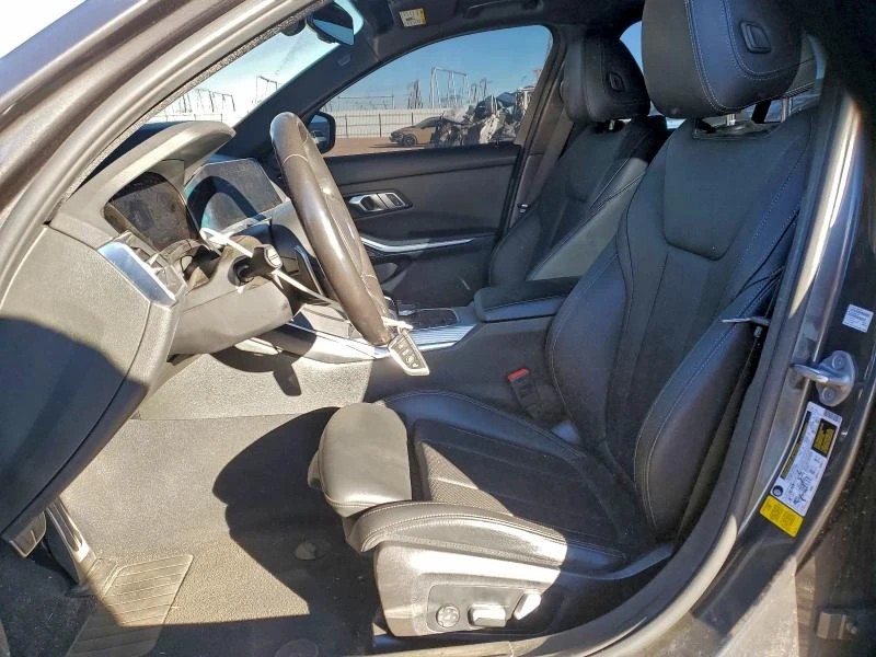 BMW 340 M340I* Digital* PANO* Keyless* Line Ass* Blind Spo, снимка 7 - Автомобили и джипове - 53067546