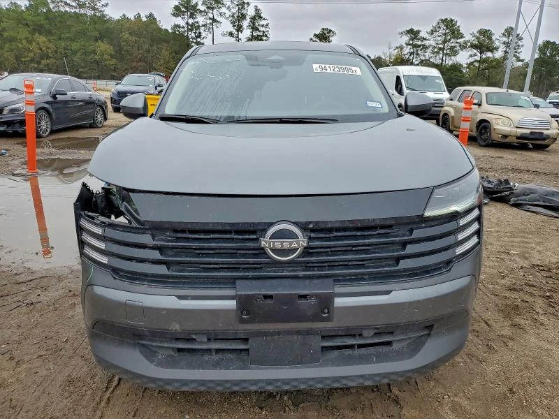 Nissan Micra 2.0L 4 Front-wheel Drive, снимка 5 - Автомобили и джипове - 53713592