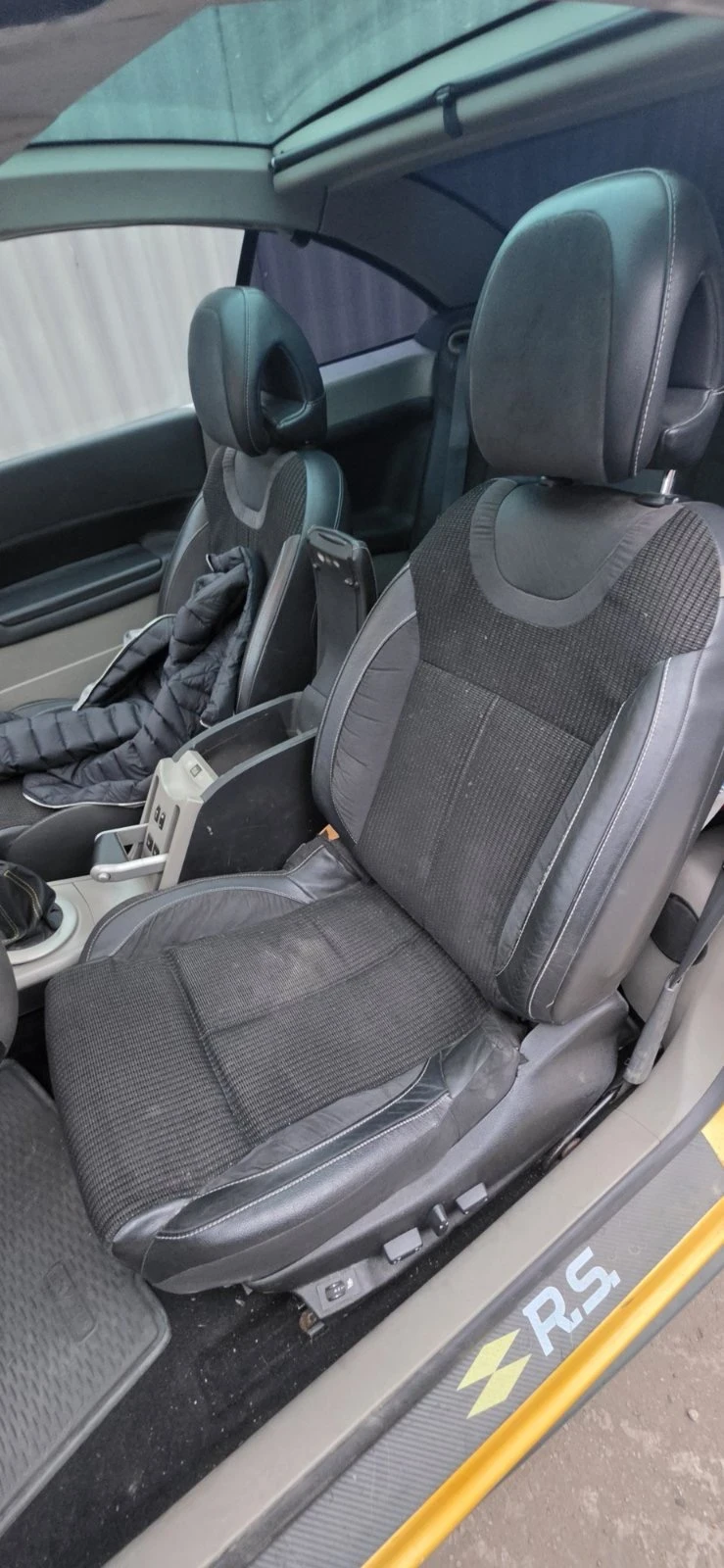 Renault Megane 2.0 16V RS, снимка 10 - Автомобили и джипове - 55826532