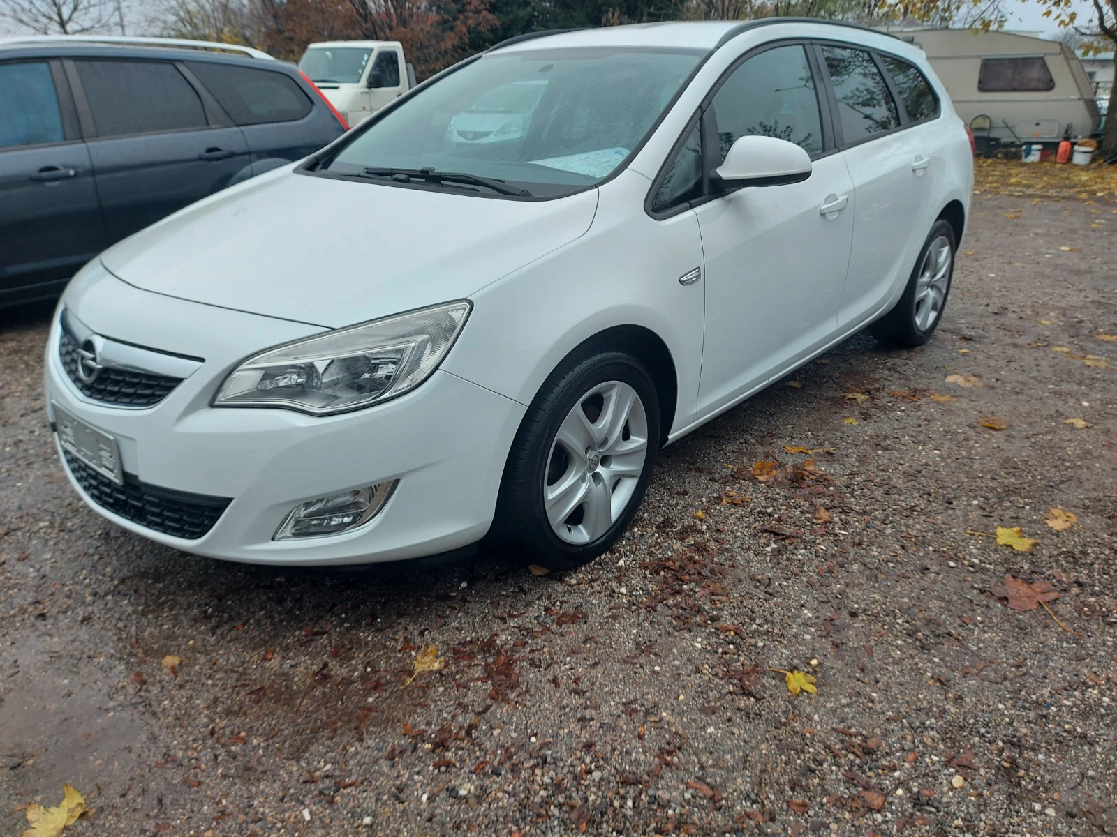 Opel Astra 2012, нов внос Италия - изображение 2