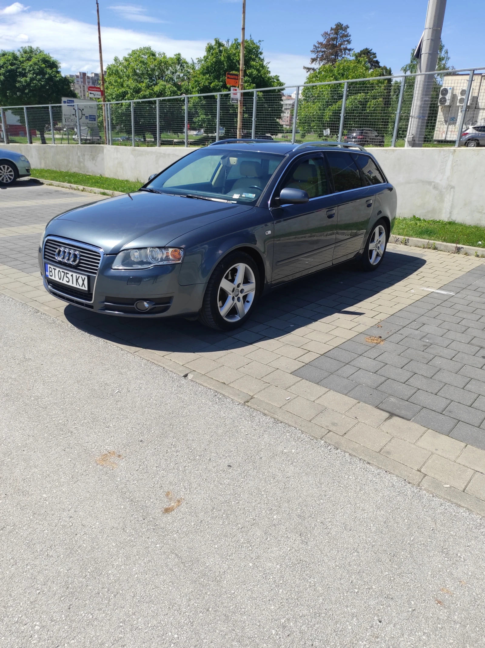 Audi A4  3.2 FSI - изображение 3